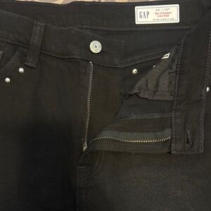 GAP Women's Black Straight Jeans